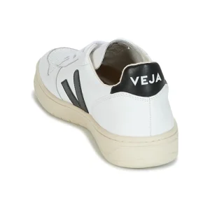 Veja V-10 Couleur Blanc / Noir magasins pour 16